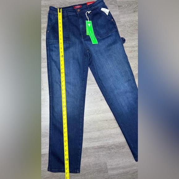 GUESS Los Angeles Women’s 6/28 Lina High-Rise Straight Jeans in a Dark Wash - Picture 9 of 11